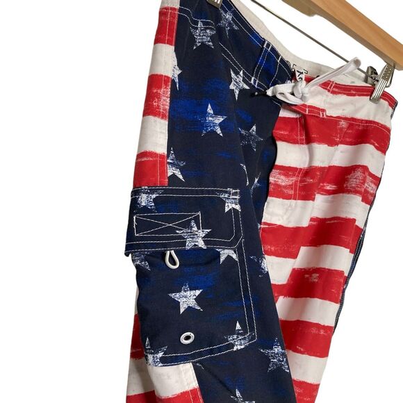 American Eagle Outfitters Men's Size S Board Shorts Swim Trunks 4TH of July Flag - Picture 3 of 12